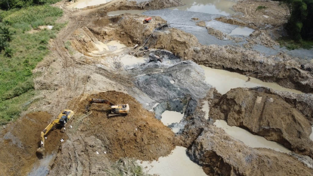 grondverontreiniging in Bekwai door gouddelving